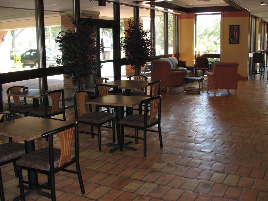 Rest And Relax Inn Ferry Pass Restaurante foto